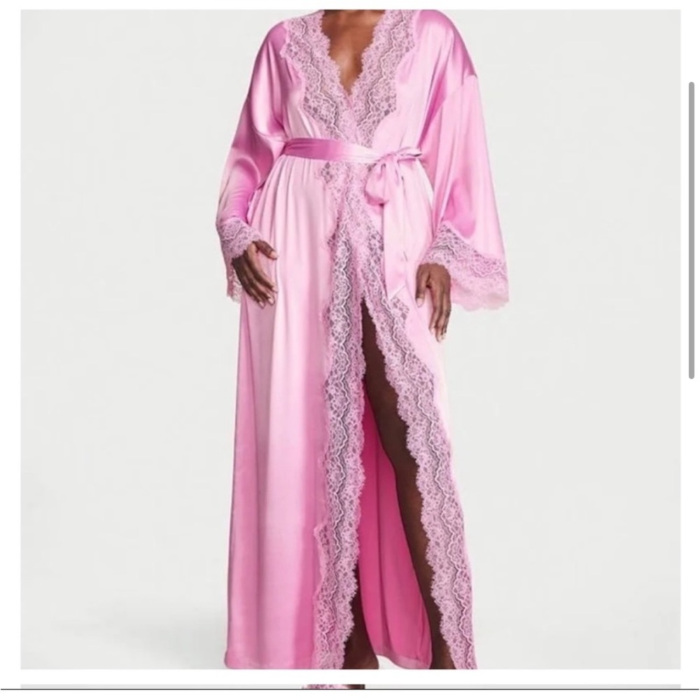 NEW VS Lace-Trim Satin Long Robe in Lilac Chiffon xs / small Victoria Secret